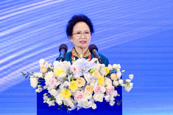 吴玲主任