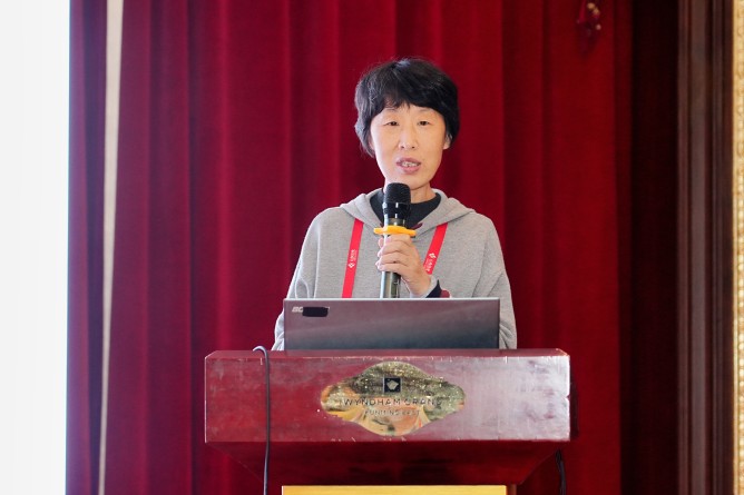 史衍丽